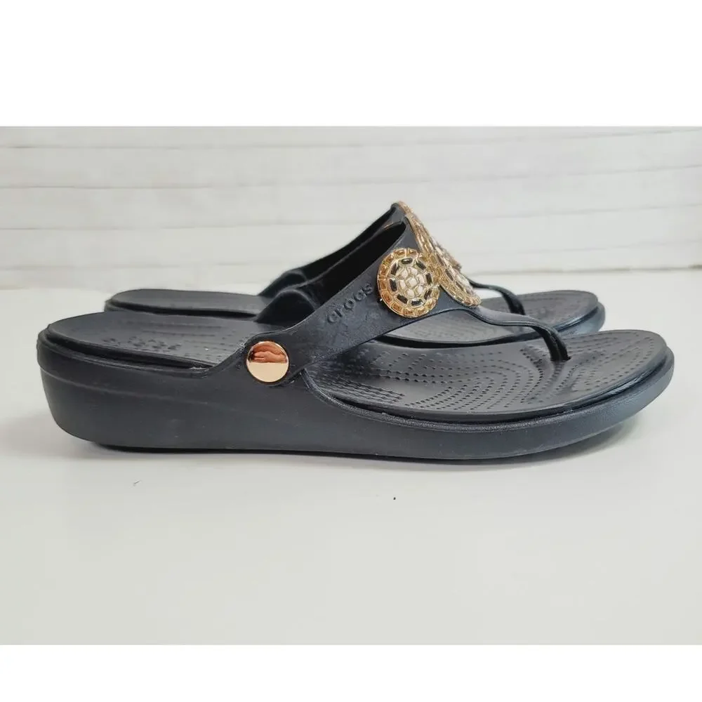 Crocs Sanrah Diamante Wedge Flip Sandal in Black, sz 10 - Picture 3 of 16